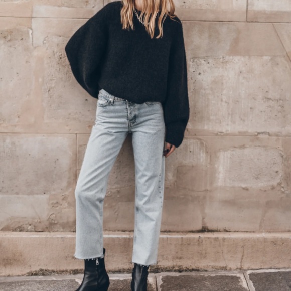 Mikuta Cropped Straight Ankle Jean Raw Hem Button Light Wash Women's Size 30 NWT - Picture 1 of 10